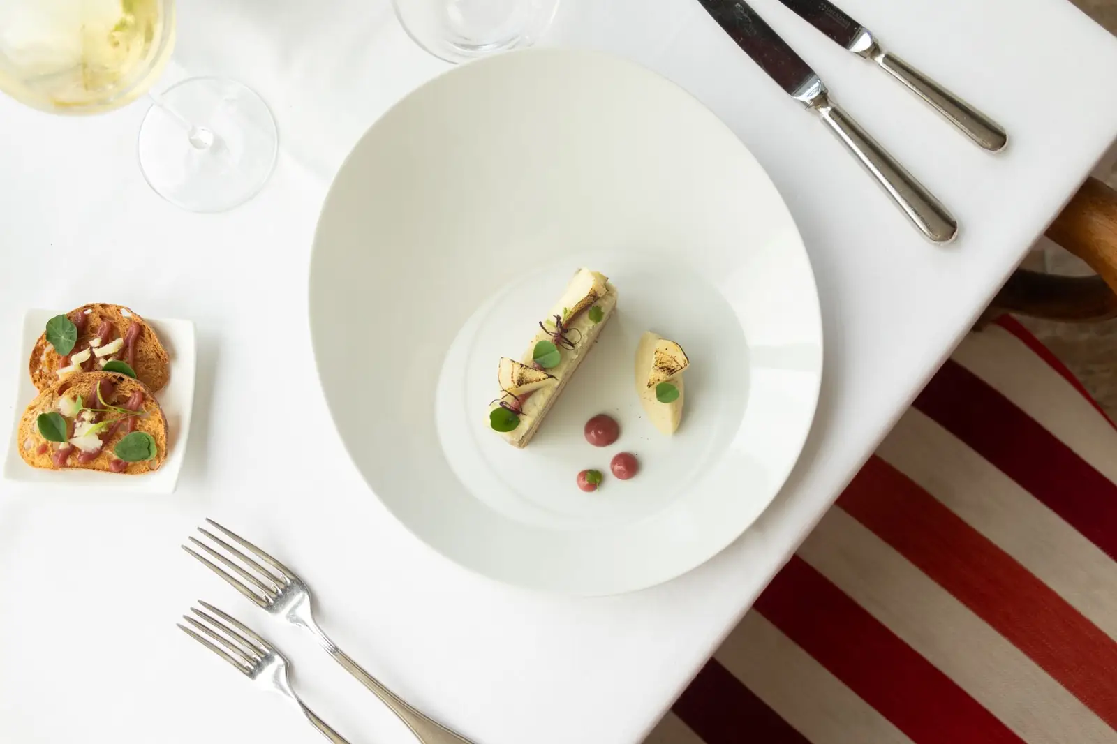 Fine dining at Dravellongrandstay 